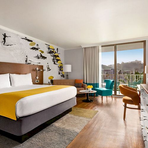 Snazzy Room One King